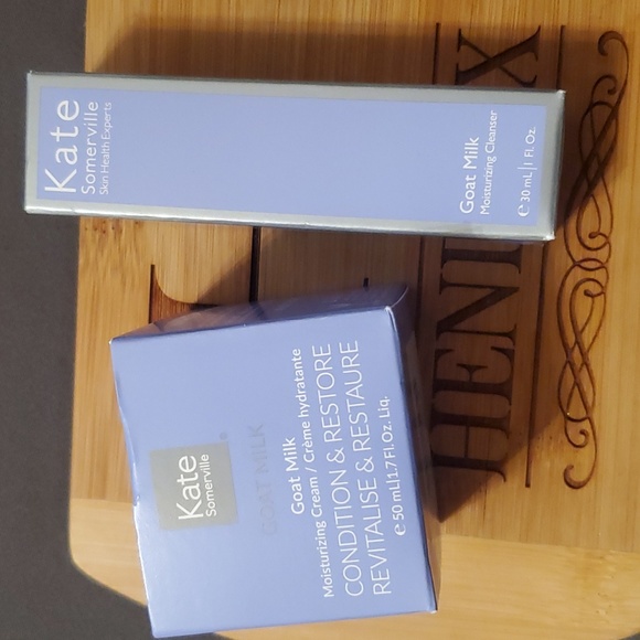 Kate Somerville Goat Milk Moisturizing Cream 1.7 fl.oz - Picture 1 of 6